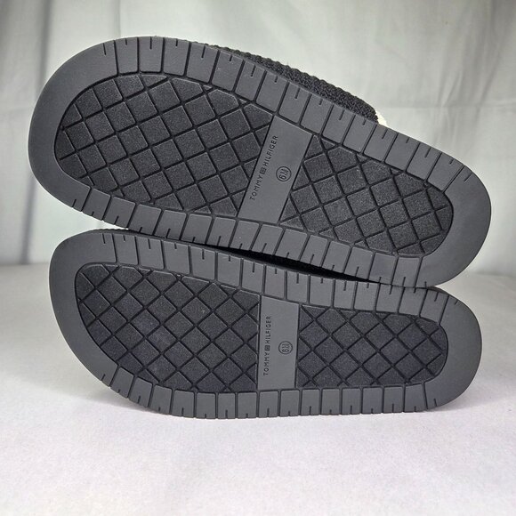 NWT Tommy Hilfiger Women's Landyn Crochet Double Band Flat Sandals - Picture 5 of 7